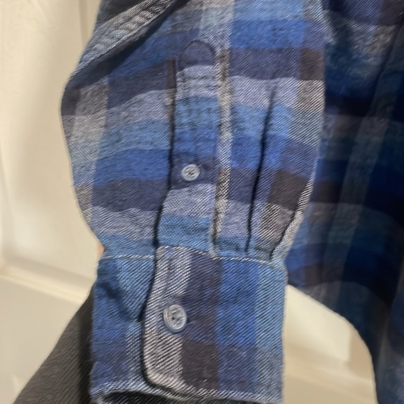 Preowned Original Weather Proof Vintage Flannel Size Medium Dark Blue Color. - Picture 8 of 11
